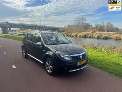 Grijs Gebruikt 2011 Dacia Sandero Stepway Hatchback | € 4.250 (Eerlijke prijs)
