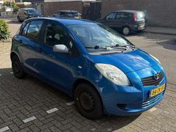 Blauw Gebruikt 2008 Toyota Yaris Terra MPV | € 3.800 (Eerlijke prijs)