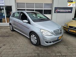 Grijs Gebruikt 2005 Mercedes B170 MPV | € 1.950 (Duur)