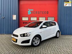 Wit Gebruikt 2011 Chevrolet Aveo LT Hatchback | € 3.950 (Eerlijke prijs)