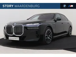 Zwart Gebruikt 2024 BMW 750e Executive Sedan | € 122.495 (Goede deal)