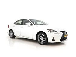 Lexus IS300h