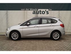Grijs Gebruikt 2017 BMW 218 Executive Stationwagen | € 11.900 (Goede deal)
