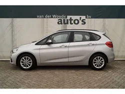Grijs Gebruikt 2017 BMW 218 Executive Stationwagen | € 14.400 (Eerlijke prijs)