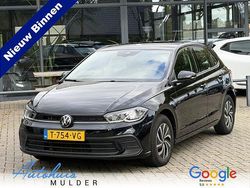 Zwart Gebruikt 2023 VW Polo Life Hatchback | € 19.945 (Goede deal)