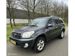 Grijs, metallic lak Gebruikt 2005 Toyota RAV4 Edition SUV | € 6.399 (Eerlijke prijs)