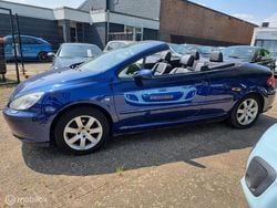 Blauw Gebruikt 2004 Peugeot 307 CC Cabriolet | € 1.450 (Eerlijke prijs)