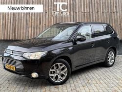 Zwart Gebruikt 2013 Mitsubishi Outlander Instyle SUV | € 9.950