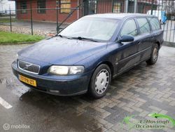 Blauw Gebruikt 2003 Volvo V70 Stationwagen | € 1.750 (Super prijs)