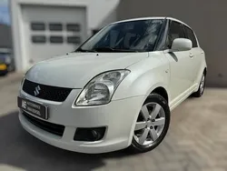 Wit Gebruikt 2009 Suzuki Swift Hatchback | € 3.950 (Iets duurder)