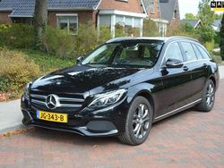 Zwart Gebruikt 2016 Mercedes C180 Prestige Stationwagen | € 13.995 (Goede deal)