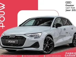 Grijs Gebruikt 2024 Audi A3 Sportback Advanced Hatchback | € 36.450 (Eerlijke prijs)