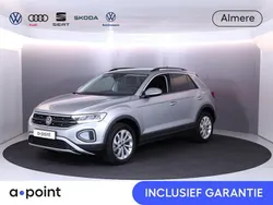 Grijs Gebruikt 2024 VW T-Roc Edition SUV | € 32.749 (Eerlijke prijs)