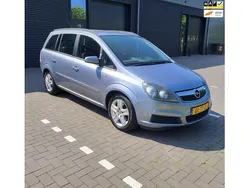 Grijs Gebruikt 2007 Opel Zafira Enjoy MPV | € 3.595 (Iets duurder)