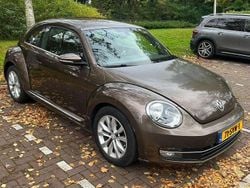 Bruin Gebruikt 2011 VW Beetle Design Hatchback | € 5.900 (Duur)