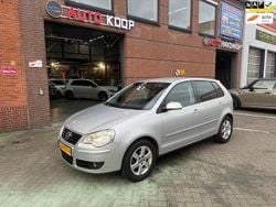 Grijs Gebruikt 2009 VW Polo Comfortline Hatchback | € 2.495 (Goede deal)
