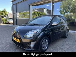 Zwart, metallic lak Gebruikt 2011 Renault Twingo Collection Hatchback | € 3.745 (Eerlijke prijs)