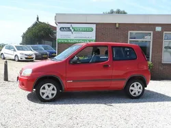 Rood Gebruikt 2004 Suzuki Ignis GL Hatchback | € 950 (Goede deal)