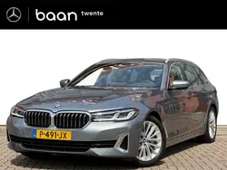 Grijs Gebruikt 2022 BMW 530e Stationwagen | € 42.850 (Goede deal)