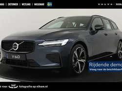 Blauw Gebruikt 2025 Volvo V60 Plus Stationwagen | € 59.890