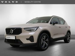 Bruin Gebruikt 2024 Volvo XC40 Plus SUV | € 39.950 (Eerlijke prijs)