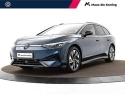Blauw Gebruikt 2025 VW ID.7 Pro Stationwagen | € 49.980 (Goede deal)
