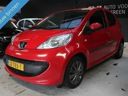 Rood Gebruikt 2008 Peugeot 107 Urban Move Hatchback | € 1.750 (Eerlijke prijs)
