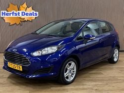 Blauw Gebruikt 2014 Ford Fiesta Style Hatchback | € 4.445 (Eerlijke prijs)