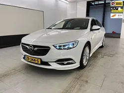 Wit Gebruikt 2019 Opel Insignia Business Hatchback | € 18.899 (Eerlijke prijs)