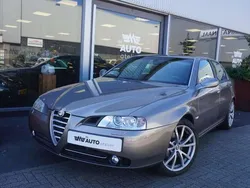 Grijs, metallic lak Gebruikt 2004 Alfa Romeo 166 Distinctive Sedan | € 4.950
