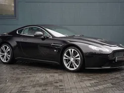 Aston Martin V12 Vantage