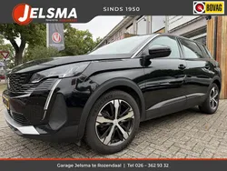 Zwart Gebruikt 2023 Peugeot 5008 Active MPV | € 21.500 (Goede deal)