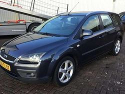 Grijs Gebruikt 2006 Ford Focus Stationwagen | € 1.200 (Duur)