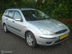 Grijs Gebruikt 2002 Ford Focus Stationwagen | € 750 (Eerlijke prijs)