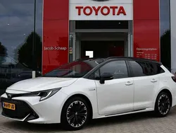 Wit Gebruikt 2020 Toyota Corolla Limited Stationwagen | € 25.499 (Eerlijke prijs)