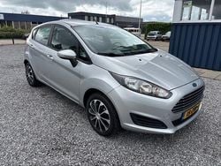 Grijs Gebruikt 2013 Ford Fiesta Hatchback | € 6.950 (Iets duurder)