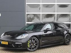 Zwart (metallic) Gebruikt 2019 Porsche Panamera Sport Turismo Stationwagen | € 61.900 (Goede deal)