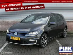 Zwart, metallic lak Gebruikt 2015 VW Golf VII GTE Hatchback | € 11.999 (Eerlijke prijs)