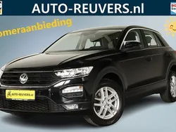 Zwart Gebruikt 2017 VW T-Roc SUV | € 16.900 (Iets duurder)