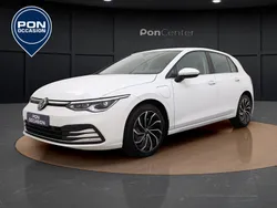 Wit Gebruikt 2020 VW Golf VIII Style Hatchback | € 21.850 (Eerlijke prijs)