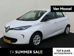 Blanc glacier 369 Gebruikt 2019 Renault Zoe Life Hatchback | € 10.940 (Eerlijke prijs)