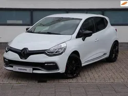 Wit Gebruikt 2015 Renault Clio IV R.S. Hatchback | € 15.750 (Eerlijke prijs)