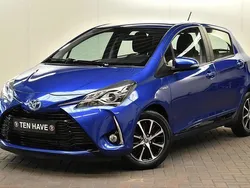 Blauw Gebruikt 2019 Toyota Yaris Hatchback | € 14.945 (Eerlijke prijs)