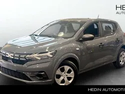 Grijs, metallic lak Nieuw 2025 Dacia Sandero Comfort Hatchback | € 22.800 (Duur)
