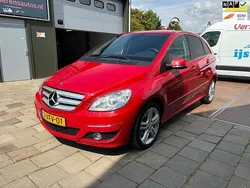 Rood Gebruikt 2009 Mercedes B200 MPV | € 1.499 (Super prijs)
