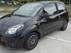 Zwart Gebruikt 2008 Renault Twingo Hatchback | € 2.499 (Eerlijke prijs)