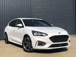 Wit Gebruikt 2019 Ford Focus ST-Line Sedan | € 21.950 (Duur)