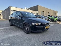 Zwart Gebruikt 2004 Volvo S40 Sedan | € 699