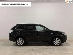 Zwart Gebruikt 2014 Mitsubishi Outlander P-HEV SUV | € 9.988 (Super prijs)