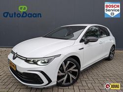 Wit Gebruikt 2022 VW Golf VIII Business+ Hatchback | € 26.450 (Eerlijke prijs)